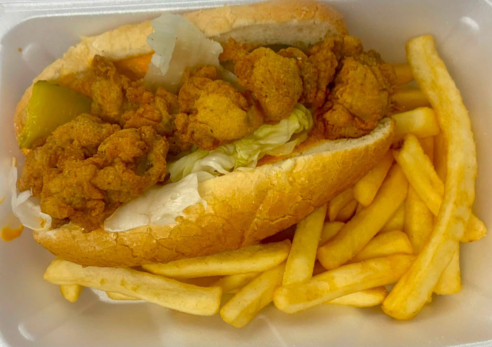 Oyster po' boy sandwich